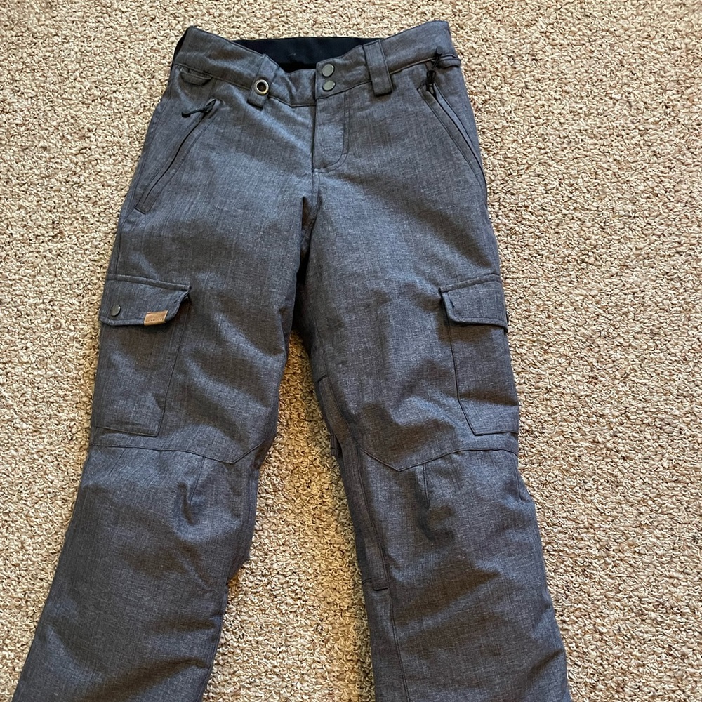 Quiksilver Snow/ Ski Pants EUC Boys 12 Gray